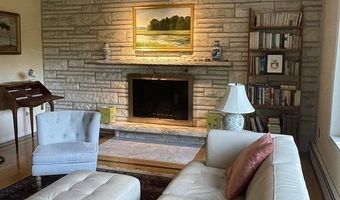 39 Oriole Dr, Andover, MA 01810