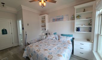 128 30th St, Avalon, NJ 08202