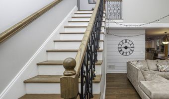 9900 Barston Ct, Alpharetta, GA 30022