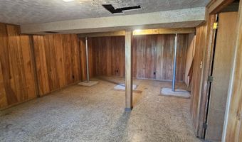 2711 GROVETON St, Alexandria, VA 22306