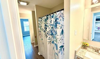 1023 Timberside Dr, Baton Rouge, LA 70806