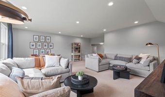 3682 Kinsley Blvd, Ann Arbor, MI 48105