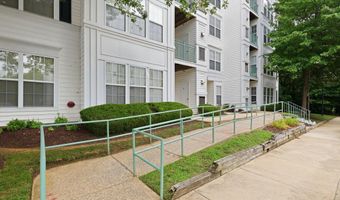 15612 EVERGLADE Ln 404, Bowie, MD 20716