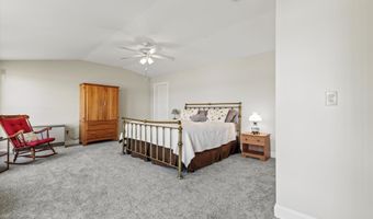 42 Brewster Rd, Barnstead, NH 03225