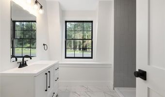 91 Carr Ln, Jamestown, RI 02835