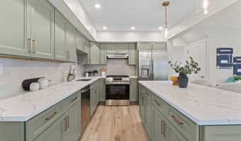 18 Sextant Dr, Barnegat, NJ 08005