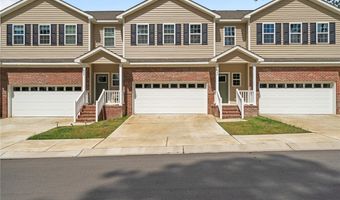 822 Ducks Lndg, Aberdeen, NC 28315
