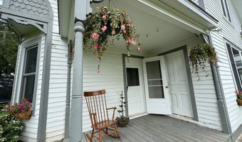 W10402 SUNSET RD, Antigo, WI 54428