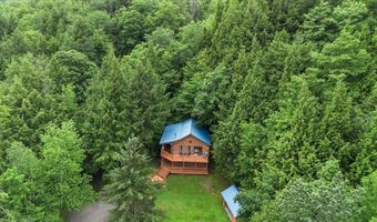46 Log Cabin Dr, Cambridge, VT 05465