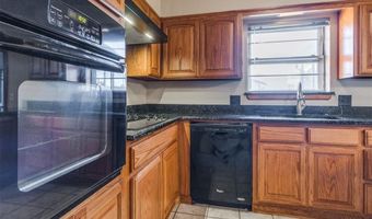 3704 N Riverside Dr, Bethany, OK 73008