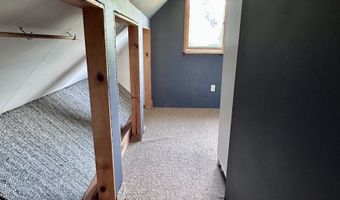 60 Case Rd, Burlington, CT 06013
