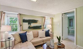 4819 28TH St S B, Arlington, VA 22206