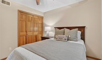 13452 Flagstaff Ave, Apple Valley, MN 55124