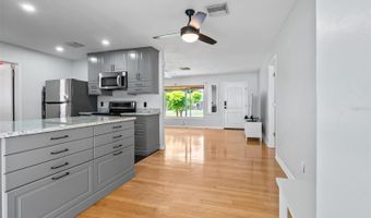 621 ELLSWORTH St, Altamonte Springs, FL 32701