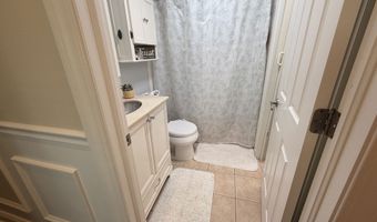 10 Scuppo Rd A15, Danbury, CT 06811