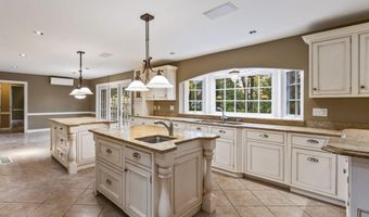 60 Wedgewood Rd, Auburn, ME 04210