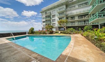 2957 Kalakaua Ave 415, Honolulu, HI 96815