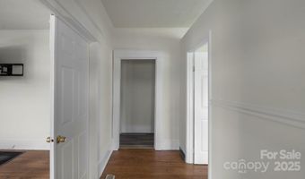 10729 N Main St, Archdale, NC 27263