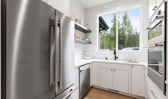 7458 E Duke Ln, Athol, ID 83801