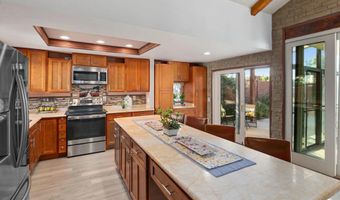 6433 La Paloma St, Carlsbad, CA 92009