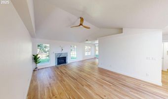 970 HASSETT St, Brookings, OR 97415