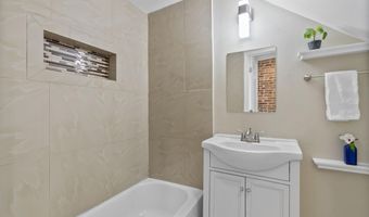 330 S CLINTON St, Baltimore, MD 21224