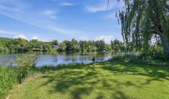 338 N Main St, Amherst, WI 54406