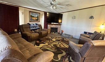 2 Canary Ct, Artesia, NM 88210