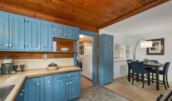 20 Boat Cove Rd, Alton, NH 03810
