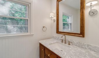 2214 Elkridge Dr, Camden, SC 29020