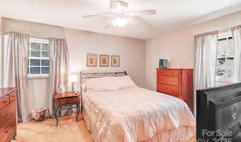 13 Botany View Ct, Asheville, NC 28805