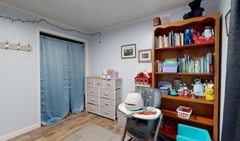 6 Cecile Ave, Augusta, ME 04330