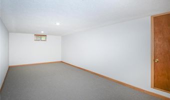 3860 7th Ave, Anoka, MN 55303