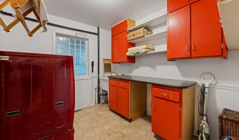 750 Park St, Ashland, OR 97520