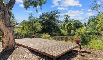 28925 Medea Mesa Rd, Agoura Hills, CA 91301