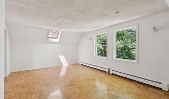 3 Tidewater Cv, Falmouth, ME 04105