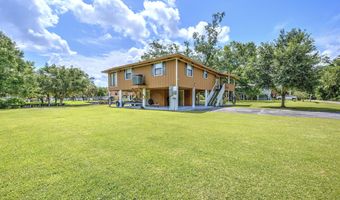 39 Harrison Rd, Bay St. Louis, MS 39520