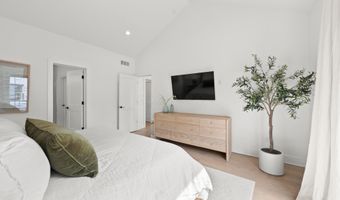 2856 Kobuk Dr A, Columbus, OH 43228