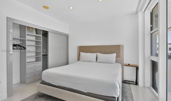 10275 Collins Ave 1521, Bal Harbour, FL 33154