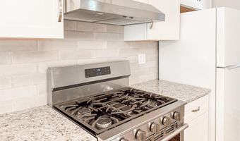 2844 Renfrew St, Ann Arbor, MI 48105