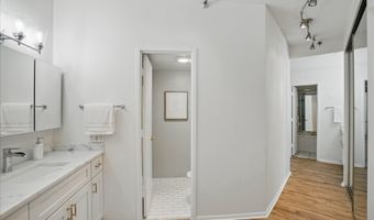 900 N STAFFORD St N 2632, Arlington, VA 22203