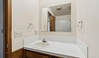 33057 Square Top Rd, Anadarko, OK 73005