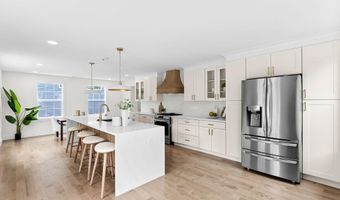 1805 S POLLARD St, Arlington, VA 22204
