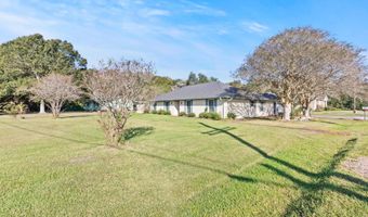 504 Orange Dr, Abbeville, LA 70510