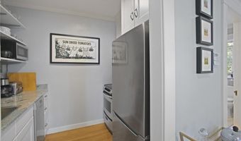 56 Somerset St, East Greenwich, RI 02818