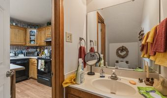 3715 Henderson Rd, Batesville, MS 38606