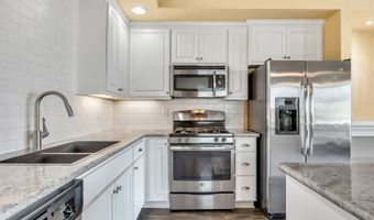 280 MARITIME Ln, Astoria, OR 97103