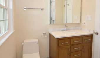 2441 N MCKINLEY St, Arlington, VA 22207