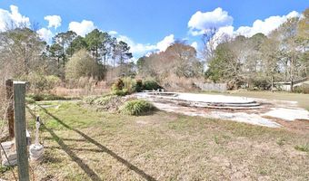 123 Westover Dr, Adel, GA 31620