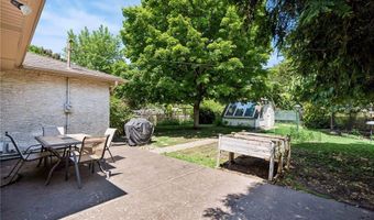 821 Adams St, Anoka, MN 55303